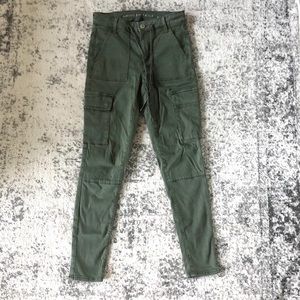 AE Army Green Super Stretch Jegging